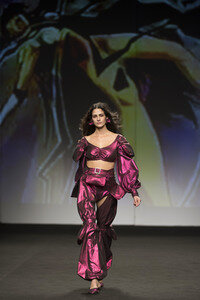 Cherry Massia Fashion Show auf der Mercedes-Benz Fashion Week Madrid Herbst/Winter 2019