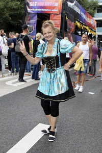 Parade zum Christopher Street Day 2016 in Hamburg