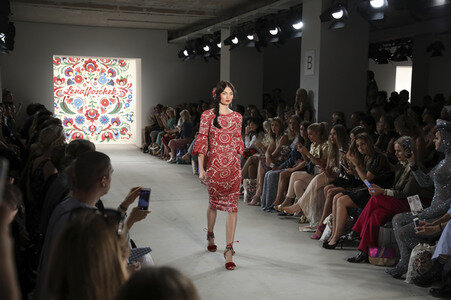 Lena Hoschek Fashion Show auf der Mercedes-Benz Fashion Week Berlin Spring/Summer 2018