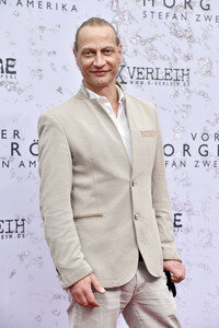 Filmpremiere 'Vor der Morgenröte' in Berlin