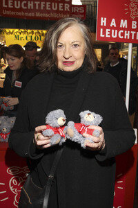 22. Charity Teddybären Verkauf in Hamburg