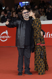 Filmpremiere 'Un tranquillo funerale di famiglia', Internationales Filmfestival Rom 2026