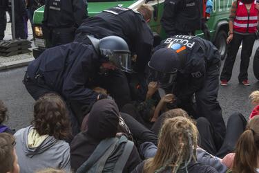 Gegendemonstration zum 'Marsch für das Leben', Berlin
