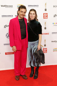 Goldene Bild der Frau 2025 in Hamburg