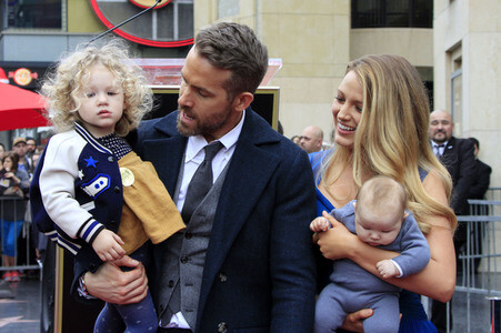 Ryan Reynolds erhält einen Stern auf dem Hollywood Walk of Fame in Los Angeles
