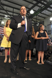 Chris Christie gibt Präsidentschaftskandidatur bekannt in Livingston