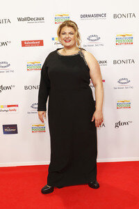 Goldene Bild der Frau 2025 in Hamburg