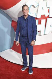 Filmpremiere 'Der Kater mit Hut' in Burbank