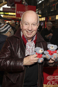 22. Charity Teddybären Verkauf in Hamburg