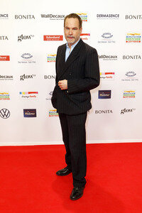 Goldene Bild der Frau 2025 in Hamburg