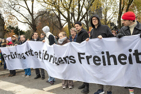 PRÜF! - Auftakt-Demo in Hamburg