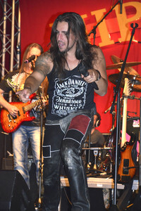 Schürzenjäger