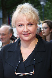 'Die geliebten Schwestern' Premiere, Essen