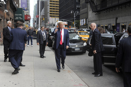 Dolad Trump besucht 'The Late Show with Stephen Colbert' in New York