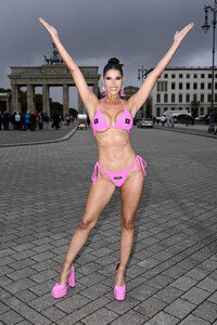 Fototermin zur Erotikmesse Venus Berlin 2025 in Berlin