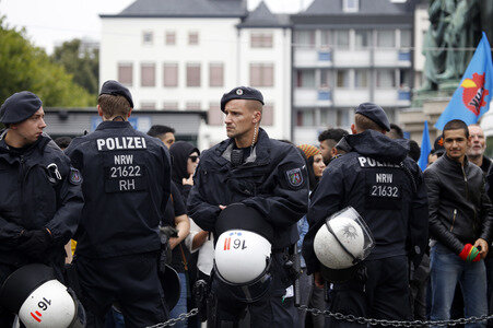 Gegendemo zur Erdogan-Großkundgebung in Köln