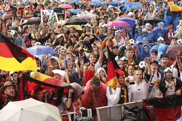 WM-Fanmeile beim Spiel Deutschland gegen USA, Berlin