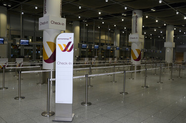 Flughafen Düsseldorf nach Flugzeugunglück