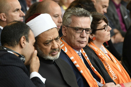 De Maizière und al-Tayyeb auf dem 36. Deutschen Evangelischen Kirchentag in Berlin