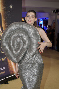 Weltpremiere der 'Blinded by Delight' Grand Show 2025 in Berlin