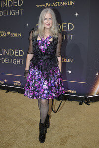 Weltpremiere der 'Blinded by Delight' Grand Show 2025 in Berlin