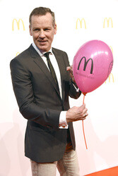 Grand Opening vom McDonald's Restaurant am Flughafen, Frankfurt