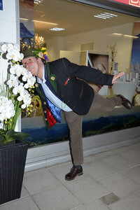 Wolfgang M. Prinz bei Shoperöffnung in Haar