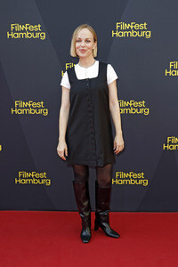 Serienpremiere 'Nine to Five - Das Amt', Filmfest Hamburg 2026