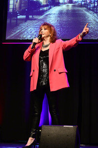 Show 'DDR Revue - Auferstehung der Ruinen' in Erfurt