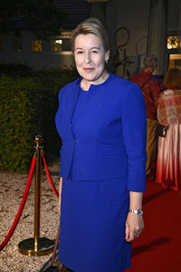 Theaterpremiere 'Der eingebildet Kranke' und 90. Geburtstag von Dieter Hallervorden in Berlin