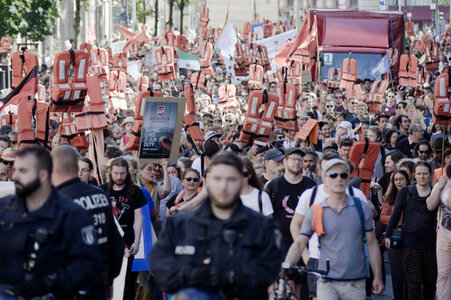 Demonstration für Seenotrettung auf dem Mittelmeer in Berlin