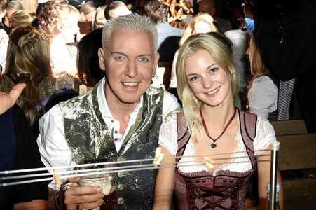 Oktoberfest 2017 Eröffnungsabend in der Käfer Wiesn-Schänke in München