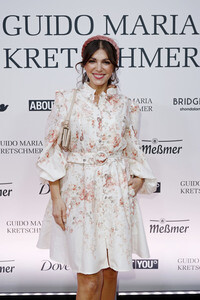 Guido Maria Kretschmer for Bridgerton 'The Regency Dinner' in Hamburg