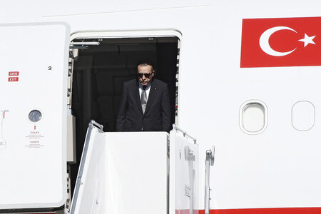 Ankunft von Präsident Erdogan am Flughafen Köln Bonn