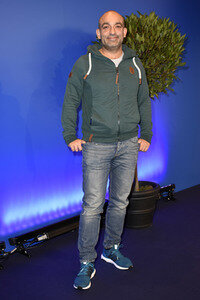 Django Asül auf der f.re.e Reise- und Freizeitmesse in München