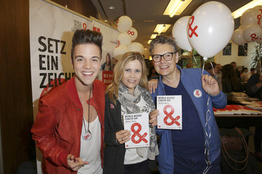 DKMS-Registrierungs- und Informationsstand zum World Blood Cancer Day, Berlin
