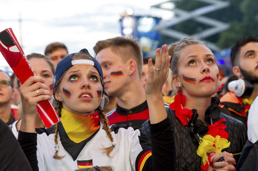 WM-Fanmeile beim Spiel Deutschland gegen Ghana, Berlin