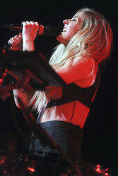 Ellie Goulding Performs in New York