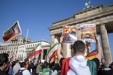 Exil-Iraner versammeln sich in Berlin