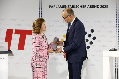 Verleihung des Sonderpreises vom Deutschen Mittelstandspreis 2025 in Berlin