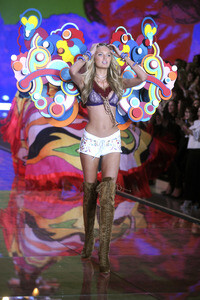 Victoria's Secret Fashion Show 2015