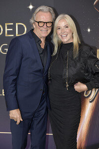 Weltpremiere der 'Blinded by Delight' Grand Show 2025 in Berlin