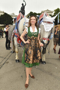 Regines Damenwiesn beim Oktoberfest 2025 in München