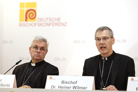 Pressegespräch bei der bei der Herbst-Vollversammlung der Deutschen Bischofskonferenz in Fulda