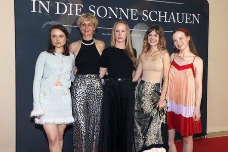 Filmpremiere 'In die Sonne schauen' in Berlin