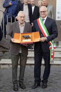 Verleihung des Lupa Capitolina an Robert De Niro in Rom