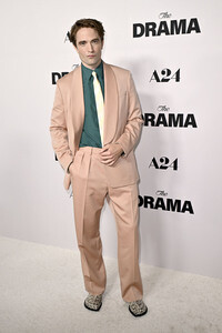 Filmpremiere 'Das Drama - Noch mal auf Anfang' in Los Angeles