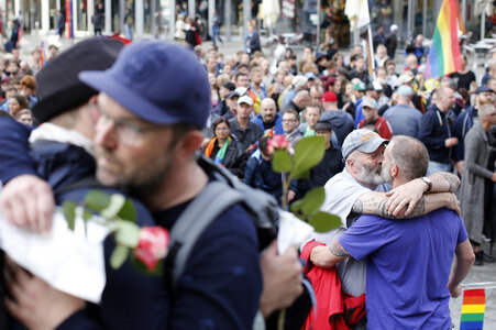 Mahnwache für die Opfer des Terror-Anschlags von Orlando in Köln