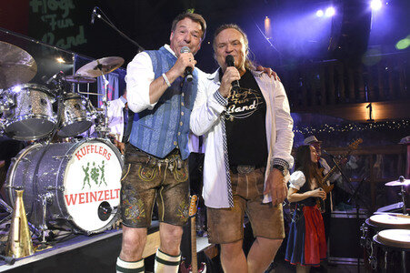 Kufflers Weinzelt auf dem Oktoberfest in München