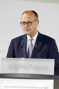 Verleihung des Sonderpreises vom Deutschen Mittelstandspreis 2025 in Berlin